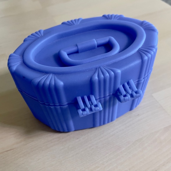 Y2K Blue Jewelry Cosmetics Box with Mirror - Picture 2 of 11